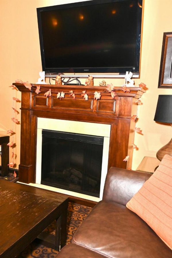Fortune Inn & Suites image 12