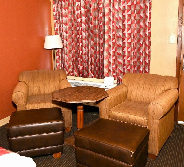 Fortune Inn & Suites image 16