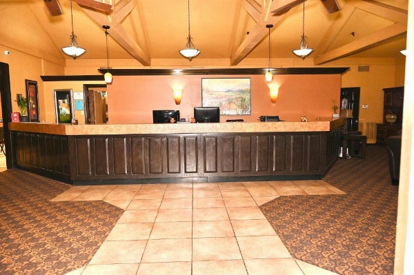 Fortune Inn & Suites image 33