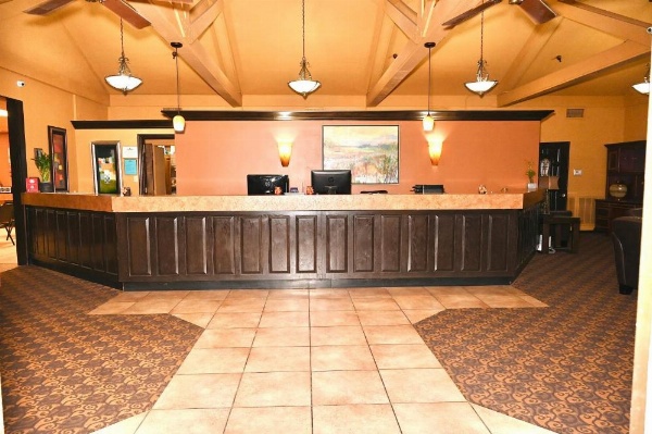 Fortune Inn & Suites image 35