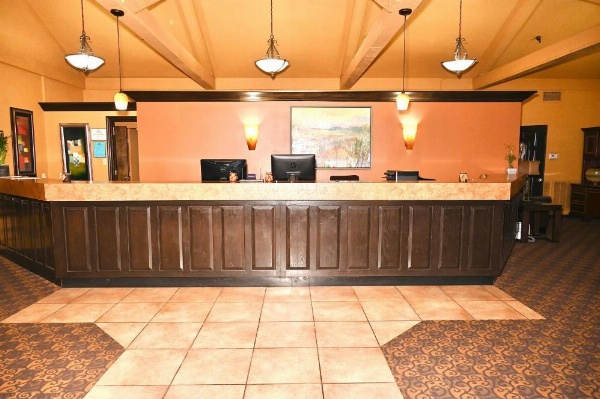Fortune Inn & Suites image 36