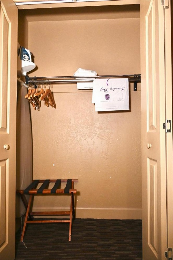 Fortune Inn & Suites image 38