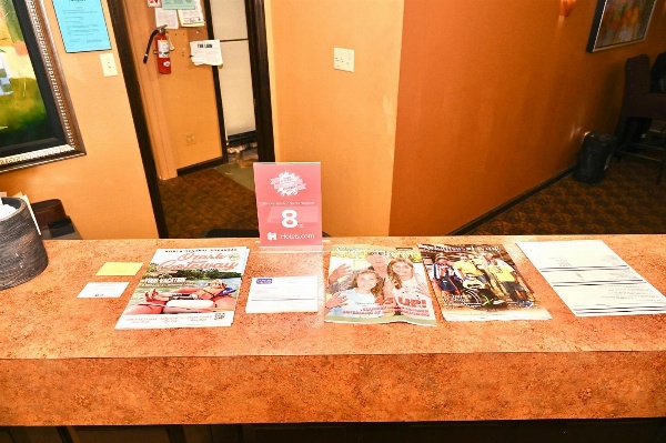 Fortune Inn & Suites image 4