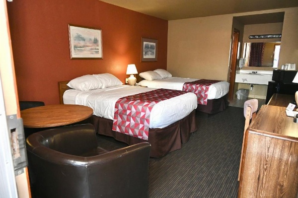 Fortune Inn & Suites image 43