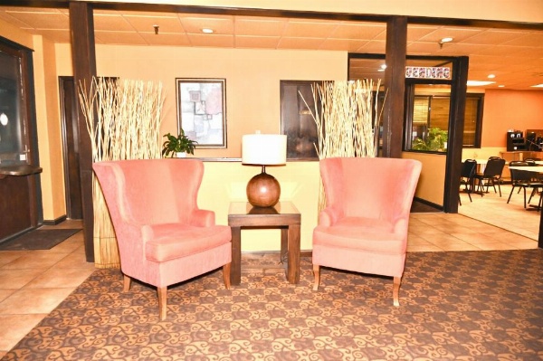Fortune Inn & Suites image 7